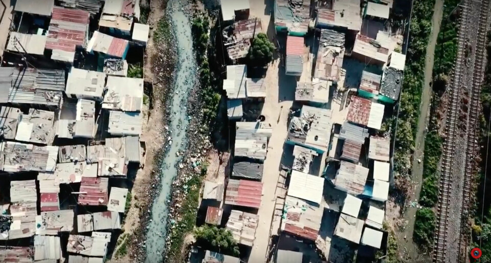 This Music Video Highlights The Spatial Inequalities of Cape Town This Music Video Highlights The Spatial Inequalities of Cape Town