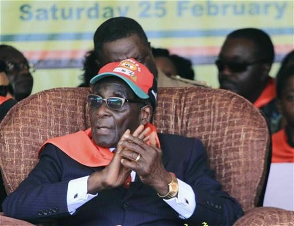 Mugabe Not Dying, Just On 'Vacation' In Singapore Mugabe Not Dying, Just On 'Vacation' In Singapore
