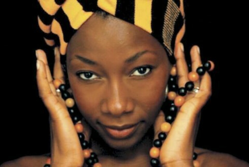 NYC: Win Tix To See Fatoumata Diawara Live + U.S. Tour! NYC: Win Tix To See Fatoumata Diawara Live + U.S. Tour!