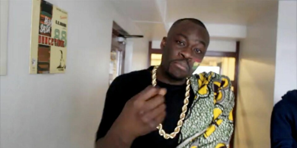 Video: Twi Teacher 'Otis (Jay-Z and Kanye West Cover)' Video: Twi Teacher 'Otis (Jay-Z and Kanye West Cover)'