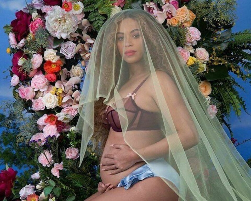 Beyoncé Announces Pregnancy, We All Lose Our Minds Beyoncé Announces Pregnancy, We All Lose Our Minds