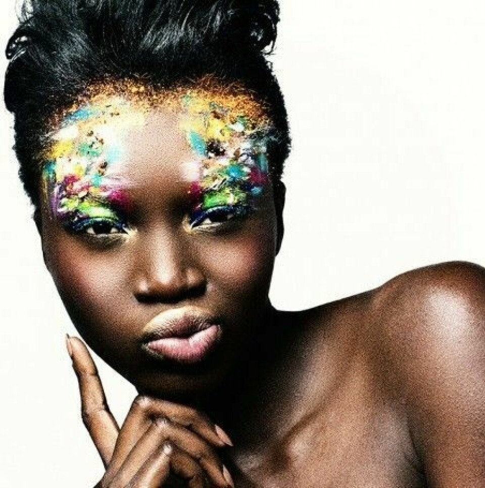 Glassbook Magazine's 'Chroma Colour' Editorial Glassbook Magazine's 'Chroma Colour' Editorial