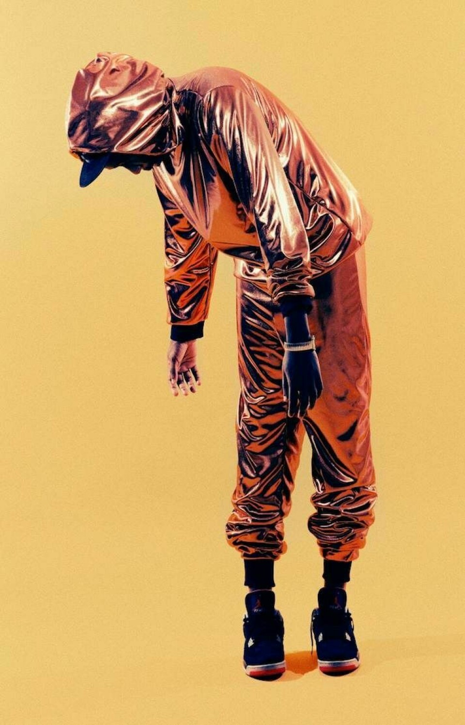 Alec Lomami Shares Two Striking New Cuts Alec Lomami Shares Two Striking New Cuts