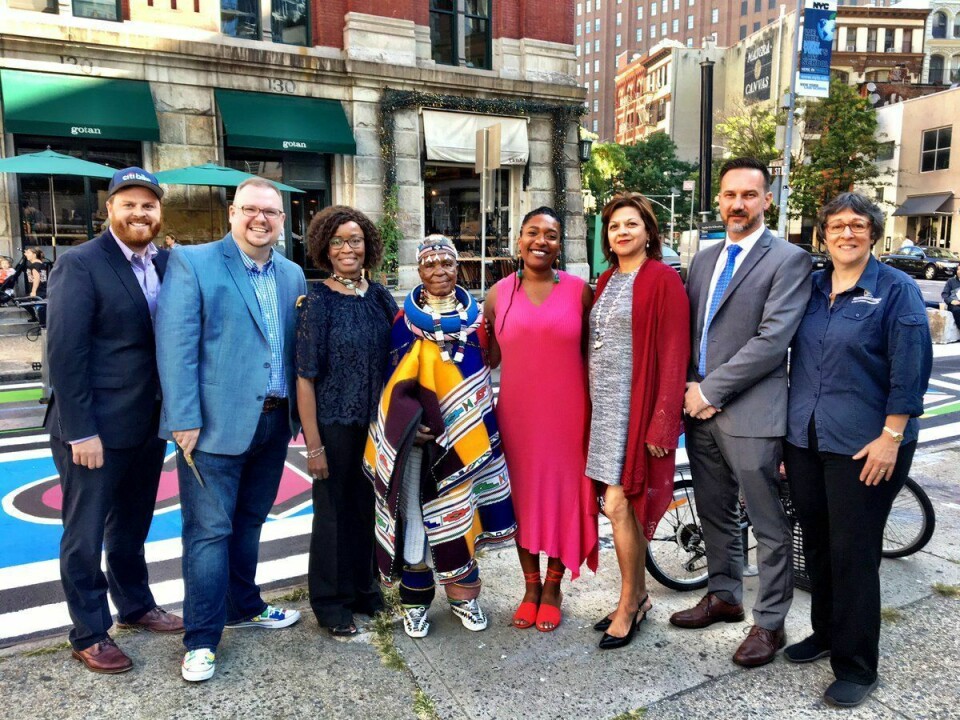 Legendary South African Artist Esther Mahlangu Just Got a Mural Dedicated to Her In NYC Legendary South African Artist Esther Mahlangu Just Got a Mural Dedicated to Her In NYC