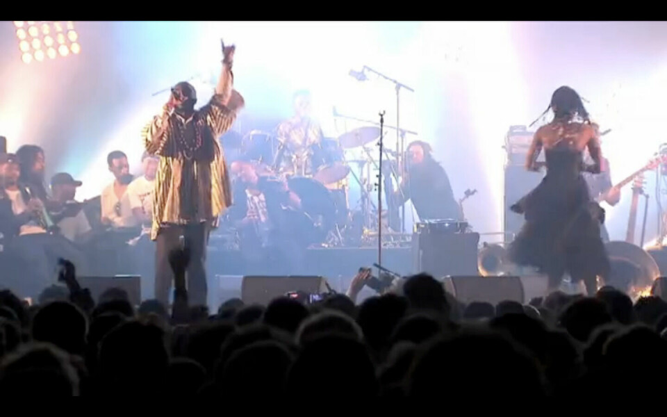 Video: Rocket Juice & The Moon w/ Fatoumata Diawara and M.anifest Live Video: Rocket Juice & The Moon w/ Fatoumata Diawara and M.anifest Live
