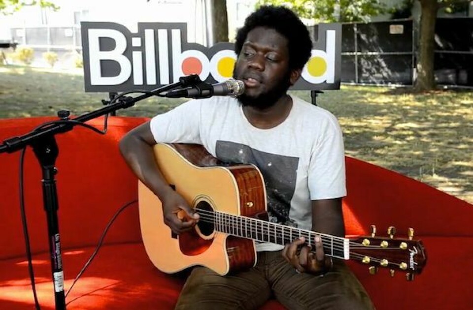 OKP Video: Michael Kiwanuka 'I'm Getting Ready' Live Acoustic At Lollapalooza OKP Video: Michael Kiwanuka 'I'm Getting Ready' Live Acoustic At Lollapalooza