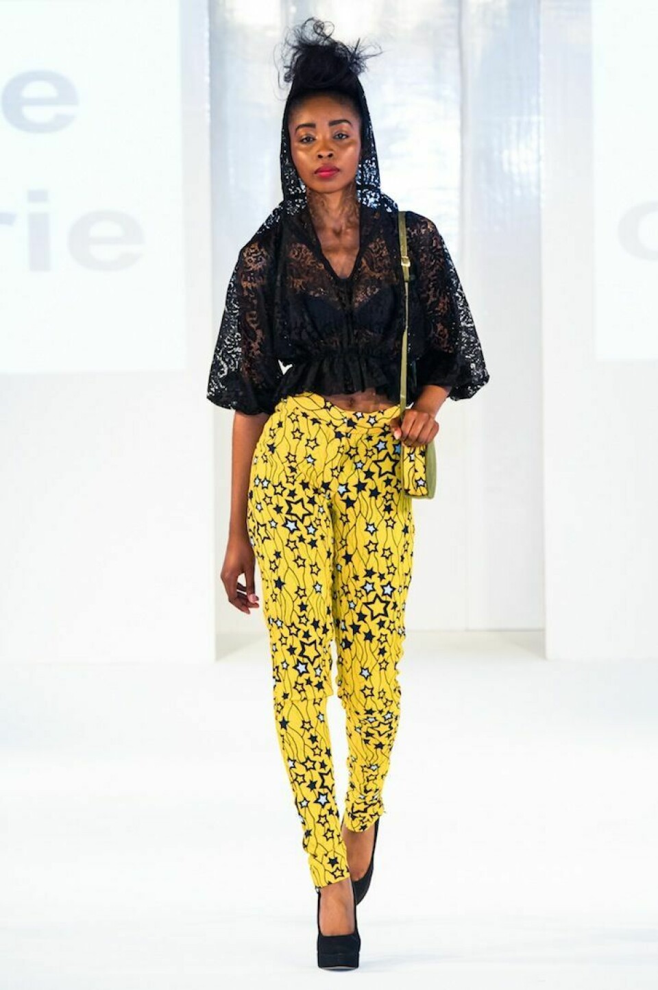 Prêt-À-Poundo: Adirée's Africa Fashion Week Runway Videos Prêt-À-Poundo: Adirée's Africa Fashion Week Runway Videos