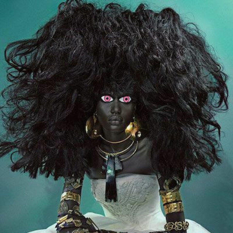 Steven Klein's Surrealist City Aliens Steven Klein's Surrealist City Aliens