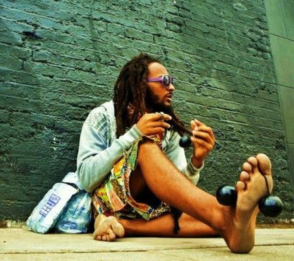 Video: Wanlov and The Puppet Squirrel Fable Video: Wanlov and The Puppet Squirrel Fable