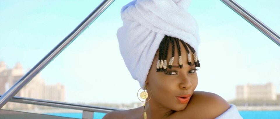 Yemi Alade Is Living Her Best Life In the New Music Video for 'How I Feel' Yemi Alade Is Living Her Best Life In the New Music Video for 'How I Feel'