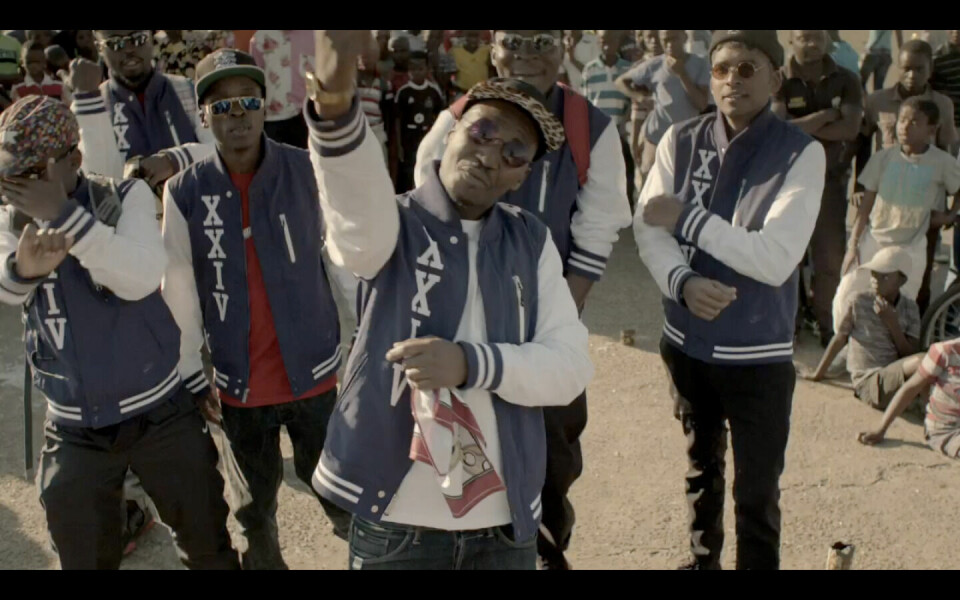 Video: LV and Okmalumkoolkat 'Sebenza' Video: LV and Okmalumkoolkat 'Sebenza'