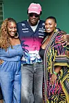 Stonebwoy posing with fans at Culture Cafe - 001.