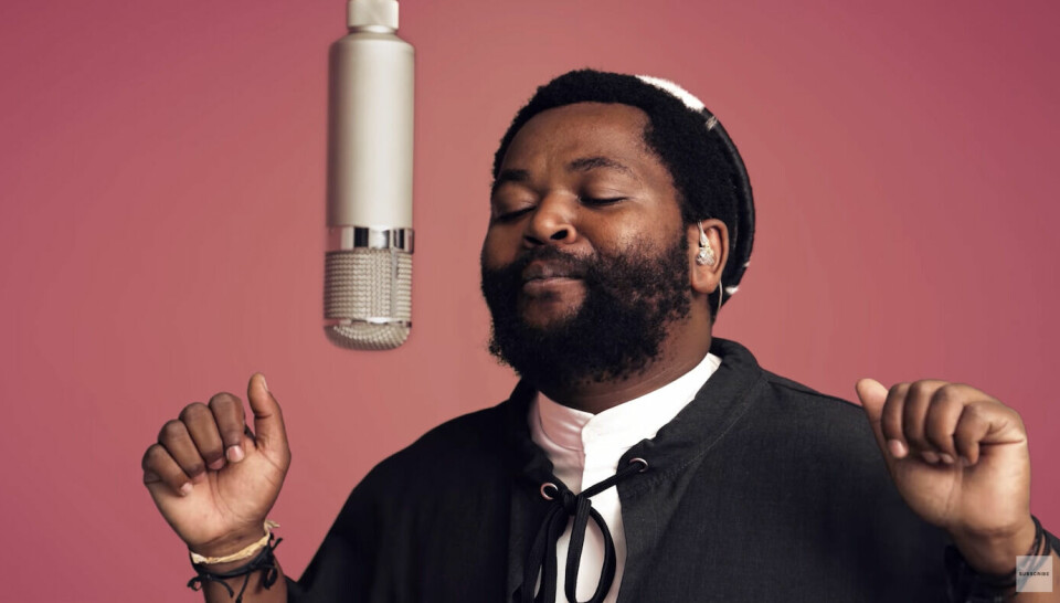 Watch Sjava Perform ‘Umama’ on A COLORS SHOW Watch Sjava Perform ‘Umama’ on A COLORS SHOW