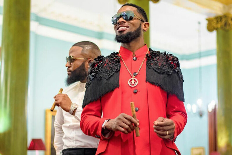 Watch The Music Video For D’Banj And Cassper Nyovest’s New Song ‘Something For Something’ Watch The Music Video For D’Banj And Cassper Nyovest’s New Song ‘Something For Something’