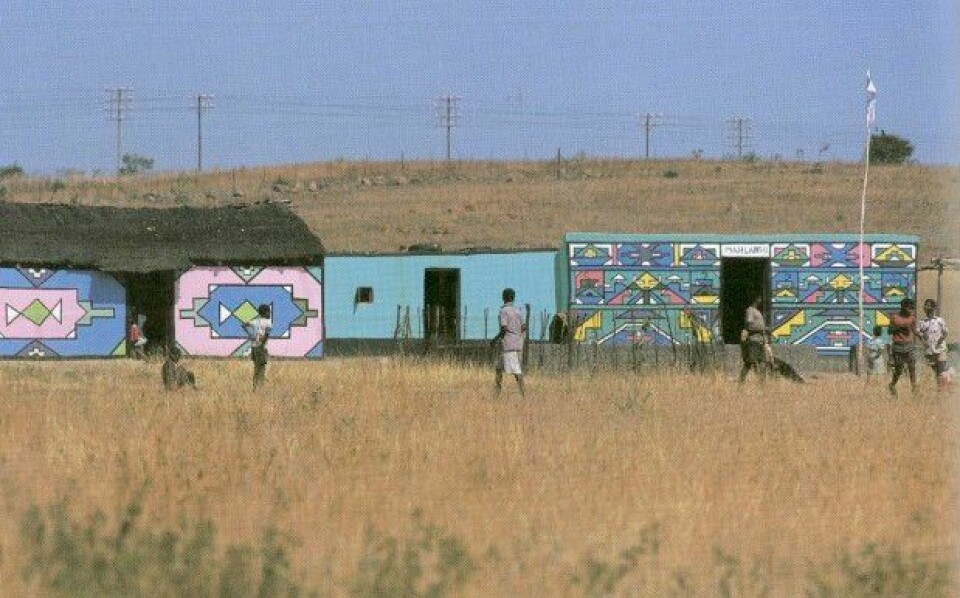 EDUN African Design Inspiration #2: Ndebele Murals