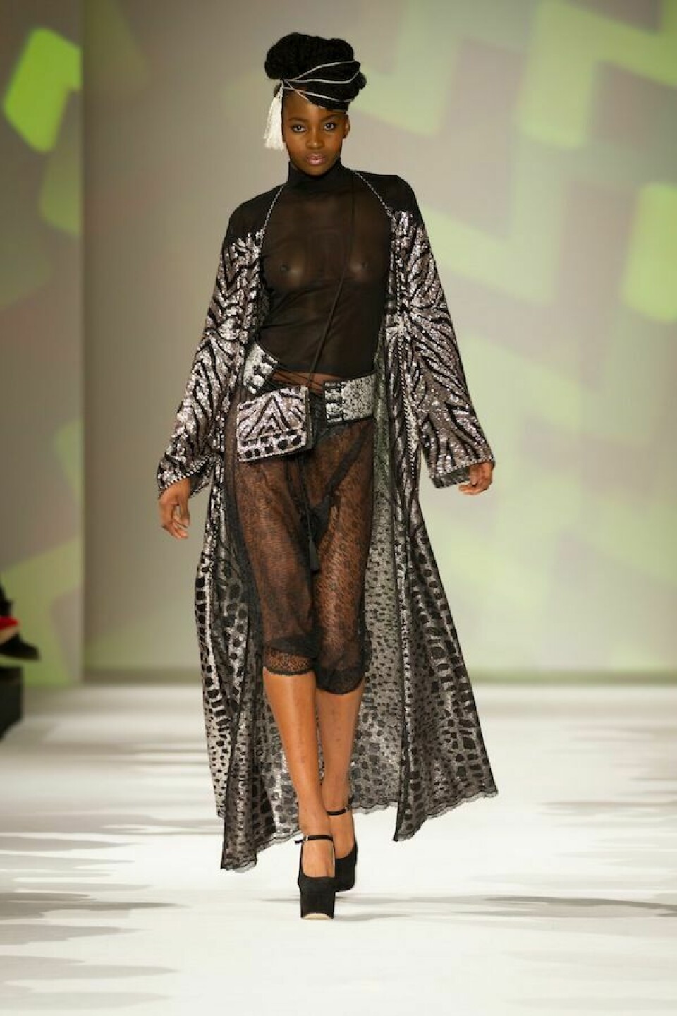 Prêt-À-Poundo: Black Fashion Week Paris - Jamila Laqfir