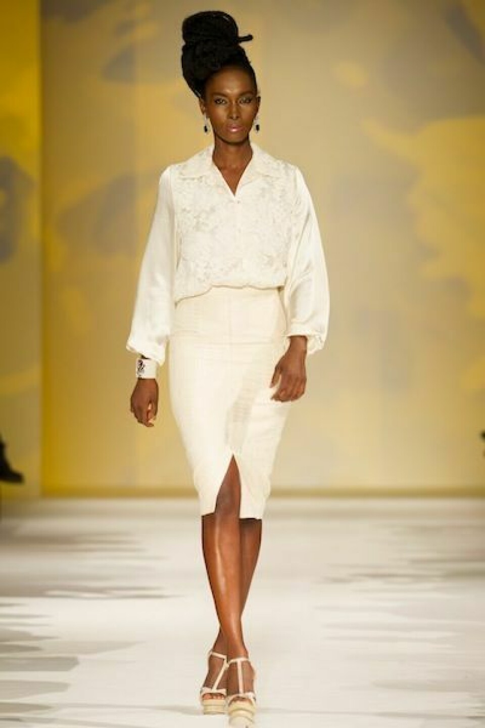 Prêt-À-Poundo: Black Fashion Week Paris - Sophie Nzinga Sy