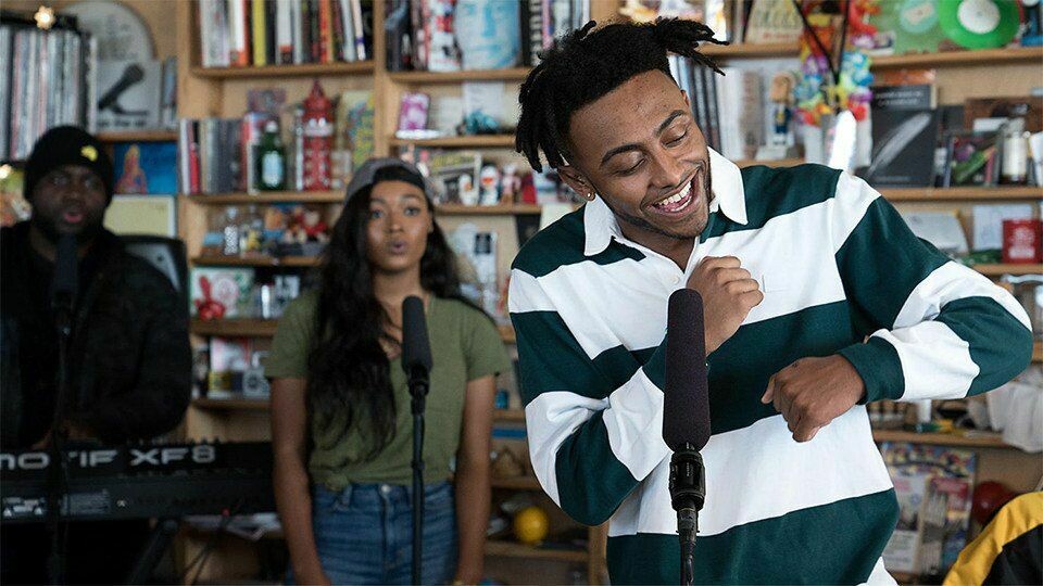 Watch Aminé's Chill and Cheerful 'Tiny Desk' Performance Watch Aminé's Chill and Cheerful 'Tiny Desk' Performance
